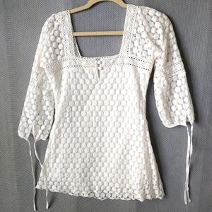 Solitaire White Square Neck Blouse